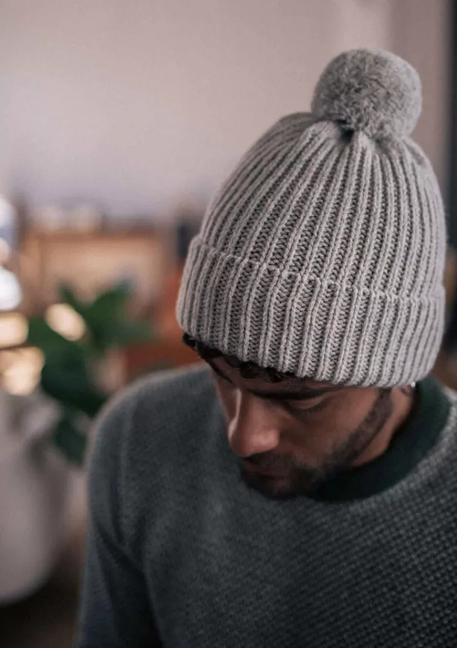 Montlimart Bonnets & Casquettes<BONNET POMPOM GRIS CLAIR GrisClair