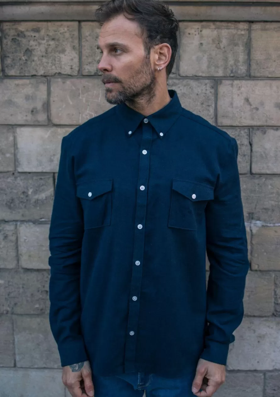 chemise_surtout_bleu_marine_2-1.webp Montlimart Chemises<CHEMISE SURTOUT BLEU MARINE BleuMarine
