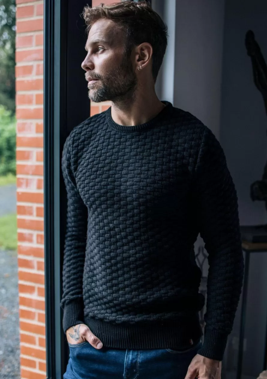 pull_damier_noir_2-1.webp Montlimart Pulls<PULL DAMIER Noir
